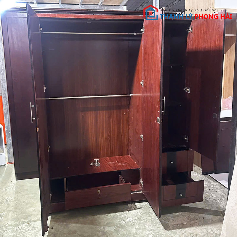 tu-quan-ao-3-canh-1m6-co-guong-giua-cu-3 Tủ Quần Áo 3 Cánh 1m6 Có Gương Giữa Cũ