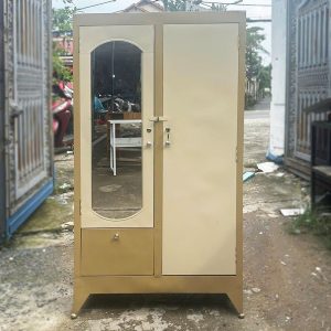 Tủ Quần Áo Sắt 84cm Có Gương (Nhiều Màu) Cũ