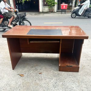 Bàn Giám Đốc Gỗ Công Nghiệp 1m4 Cũ