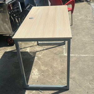 Bàn Làm Việc 1m2 Chân Chữ U Mặt Gỗ Cũ