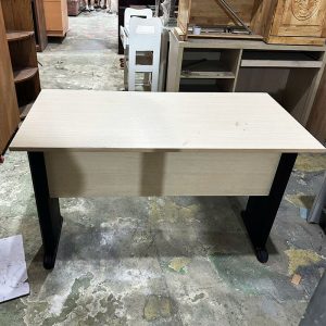 Bàn Làm Việc 1m2 Cũ Có Bửng