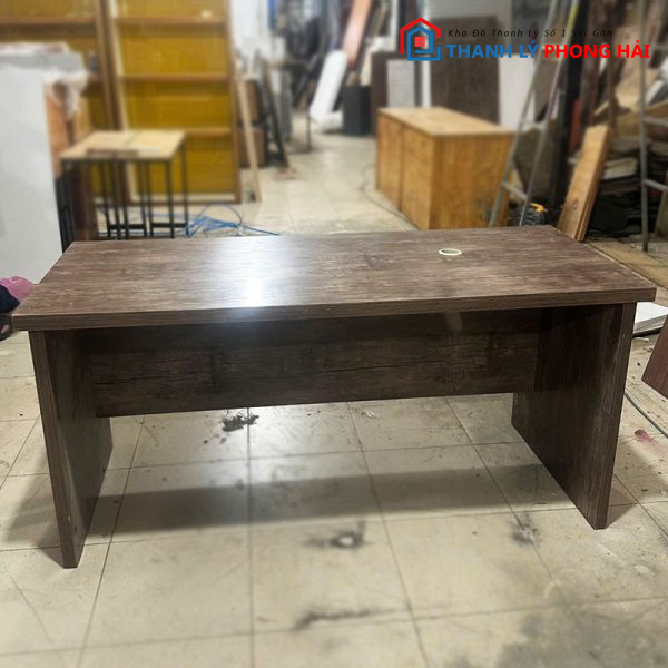 Bàn Làm Việc 1m6 Màu Nâu Trầm Cũ