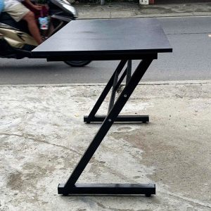 Bàn Làm Việc Chân Chữ Z Màu Đen 1m2 Cũ