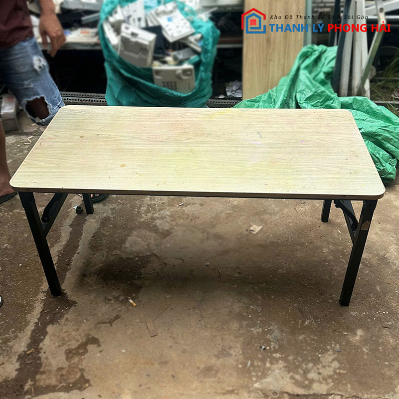 ban-lam-viec-chan-gap-1m2-chan-sat-1 Bàn Làm Việc Chân Gập 1m2 Chân Sắt Mặt Gỗ Cũ