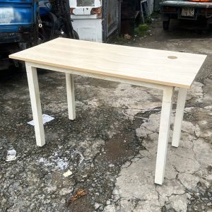Bàn Làm Việc Chân Trụ Vuông 1m2 Cũ