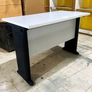 Bàn Làm Việc Có Bửng 1m1 Mặt Gỗ Cũ