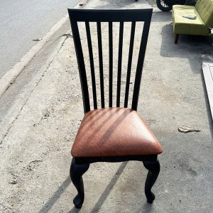 Bộ Bàn Ăn 1m4 Kèm 6 Ghế Cổ Điển Cũ (Còn Ghế)