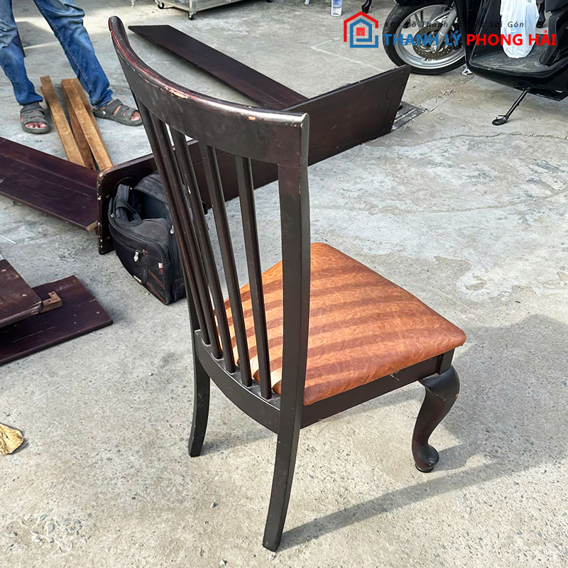 bo-ban-an-1m4-kem-6-ghe-co-dien-cu-2-1 Bộ Bàn Ăn 1m4 Kèm 6 Ghế Cổ Điển Cũ (Còn Ghế)