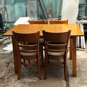 Bộ Bàn Ăn Gỗ 1m2 Cũ Kèm 4 Ghế Bọc Đệm
