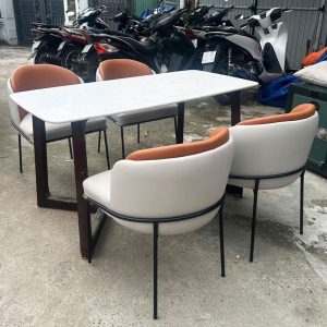 Bộ Bàn Ăn Mặt Vân Đá 1m4 Kèm 4 Ghế Cũ