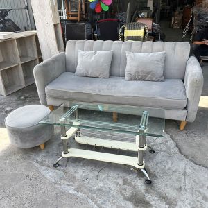 Bộ Sofa 1m8 Bọc Nhung Màu Xám Kèm Bàn Kính Cũ