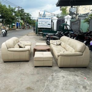Bộ Sofa Da Cao Cấp 2m9 Kèm Bàn Tròn Gỗ Cũ