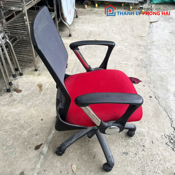 Ghế Văn Phòng Lưng Lưới Đệm Ngồi Đỏ Cũ