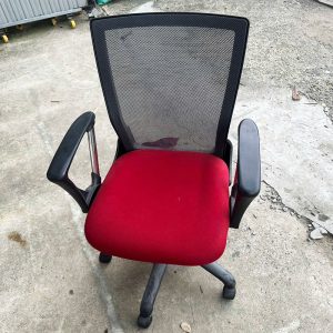 Ghế Văn Phòng Lưng Lưới Đệm Ngồi Đỏ Cũ
