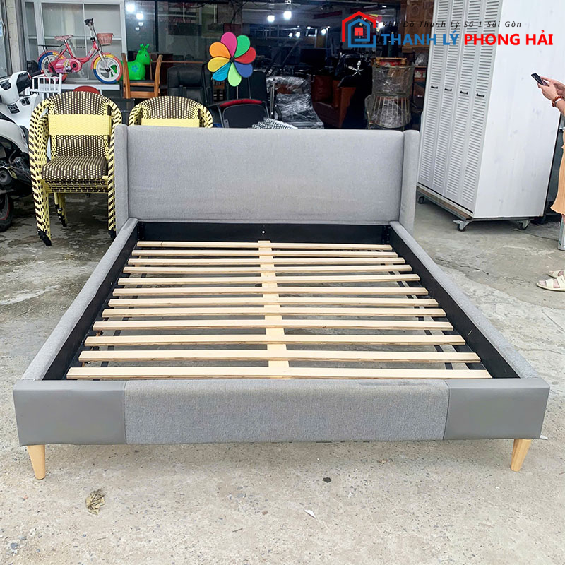 giuong-ngu-boc-vai-bo-1m6-1 Giường Ngủ Bọc Vải Bố 1m6 Màu Xám Cũ
