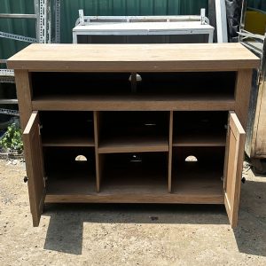 ke-tivi-cu-go-mdf-1m27-co-hoc-1-300x300 Địa Chỉ Thu Mua Tivi Cũ Giá Cao Tại TPHCM