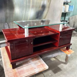 Kệ Tivi Mặt Kính 1m2 Gỗ Phủ Bóng Cũ