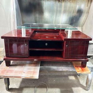 Kệ Tivi Mặt Kính 1m2 Gỗ Phủ Bóng Cũ