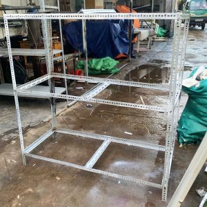 Khung Sắt V Lỗ 3 Tầng 1m4 Cũ