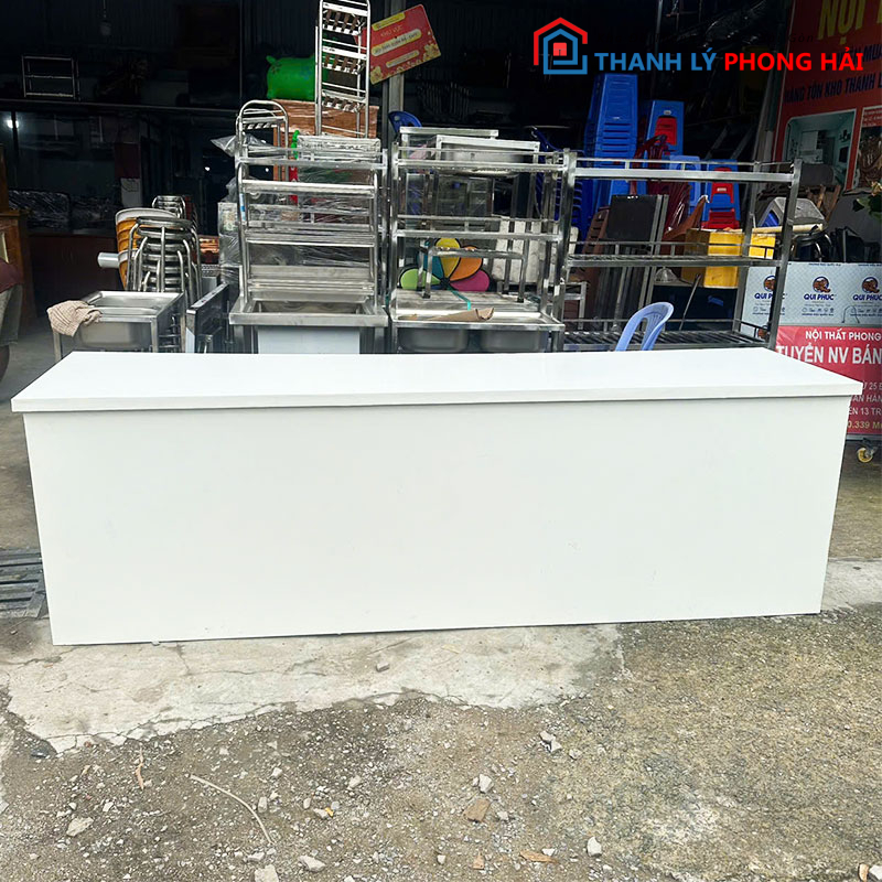 quay-le-tan-2m4-cu-co-3-hoc-keo-tien-dung-2 Quầy Lễ Tân 2m4 Cũ Có 3 Hộc Kéo Tiện Dụng