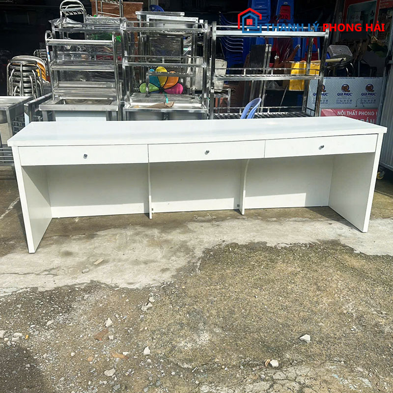 quay-le-tan-2m4-cu-co-3-hoc-keo-tien-dung-3 Quầy Lễ Tân 2m4 Cũ Có 3 Hộc Kéo Tiện Dụng