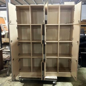 Tủ Locker 1m4 Gỗ MDF Gồm 16 Ô Cũ