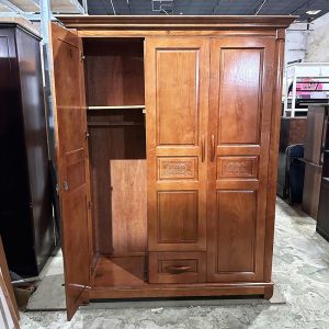 Thanh Lý Tủ Quần Áo 3 Cánh Gỗ Xoan Mới 99%