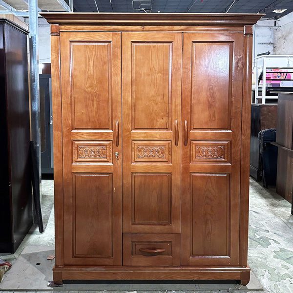 Thanh Lý Tủ Quần Áo 3 Cánh Gỗ Xoan Mới 99%