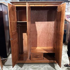 Thanh Lý Tủ Quần Áo 3 Cánh Gỗ Xoan Mới 99%