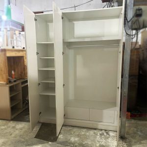 Tủ Quần Áo Màu Trắng 1m6 Gỗ GN Cũ