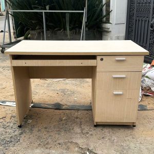 Bàn 1m2 Kèm Ngăn Bàn Phím Và Tủ Hồ Sơ Cũ