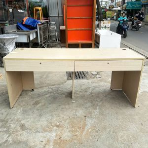 Bàn 1m8 Có Hộc Kéo Dùng Cho Văn Phòng