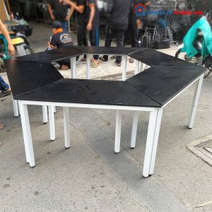 Bàn Hình Thang 1m2 Chân Sắt Cũ (Nhiều Màu)