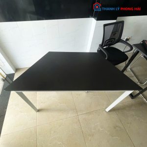 Bàn Hình Thang 1m2 Chân Sắt Cũ (Nhiều Màu)