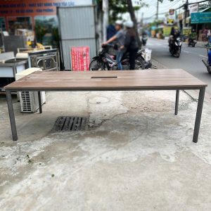 Bàn Họp 2m4 Khung Sắt Mặt Gỗ Cũ
