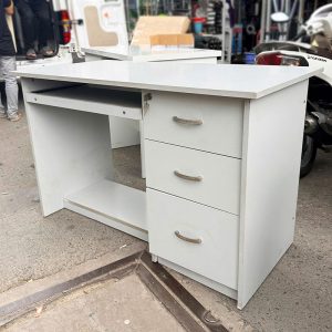 Bàn Làm Việc 1m2 Kèm Ngăn Kéo Cũ