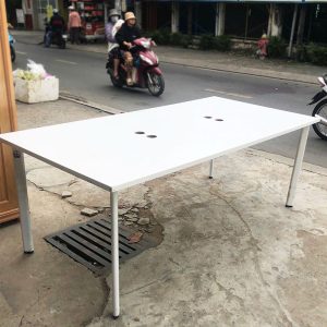 Bàn Làm Việc, Bàn Họp Mặt Gỗ Màu Trắng (Nhiều Size)