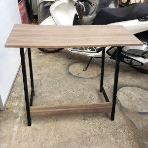 Bàn Làm Việc Chân Sắt 1m Có Kệ Gác Chân Cũ
