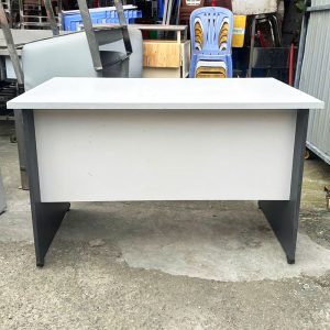Bàn Làm Việc Có Bửng 1m2 Cũ