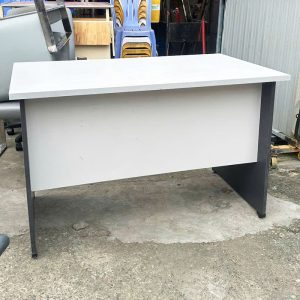 Bàn Làm Việc Có Bửng 1m2 Cũ