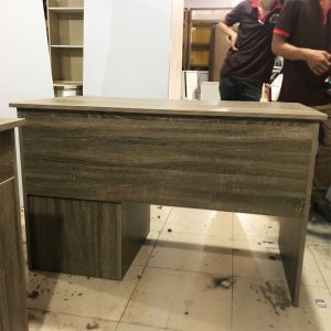 Bàn Làm Việc Màu Gỗ Tự Nhiên 1m2 Mới 99%