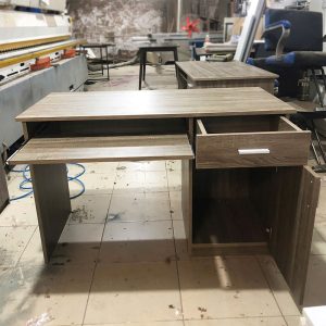 Bàn Làm Việc Màu Gỗ Tự Nhiên 1m2 Mới 99%