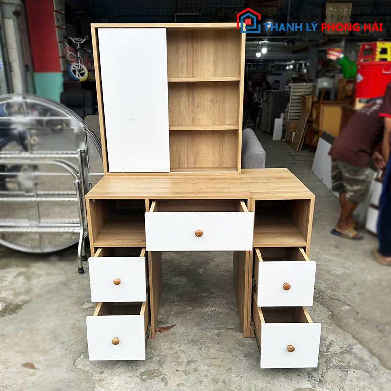 ban-trang-diem-1m1-go-mdf-cu-1 Bàn Trang Điểm 1m1 Gỗ MDF Cũ