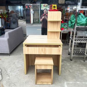 Bàn Trang Điểm 80cm Có Gương Kèm Đôn Cũ