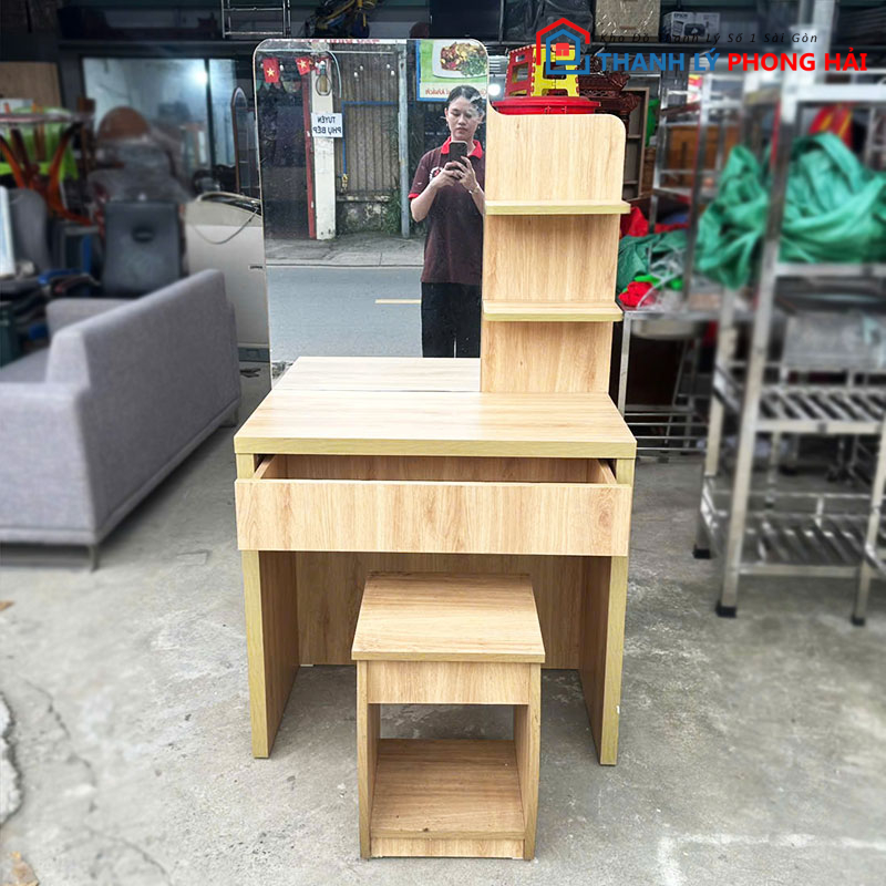 ban-trang-diem-80cm-co-guong-kem-don-cu-1 Bàn Trang Điểm 80cm Có Gương Kèm Đôn Cũ