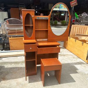 Bàn Trang Điểm 82cm Cũ Có Gương Cửa Trượt