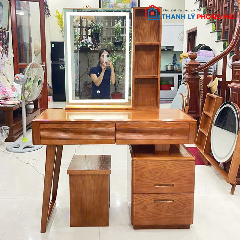 ban-trang-diem-go-soi-kem-guong-led-1 Bàn Trang Điểm Gỗ Sồi Kèm Gương Led Mới 99% (Nhiều Size)