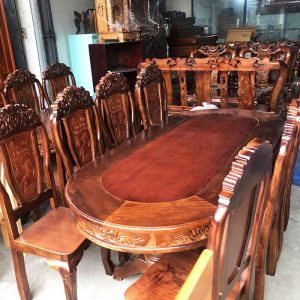 Bộ Bàn Ăn 1m95 Kèm 8 Ghế Mã Đào Thành Công Mới 99%