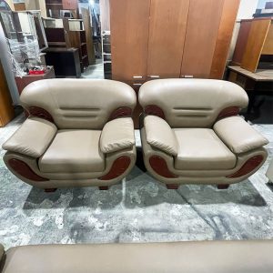 Bộ Sofa Bọc Da Kem Nâu 2m Gồm 3 Món Cũ