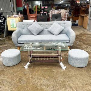 Bộ Sofa Bọc Vải Xám 1m8 Kèm 2 Đôn Tròn Cũ